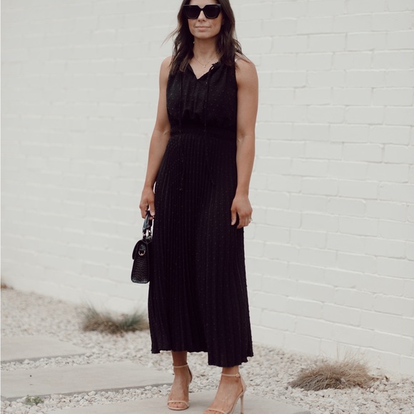 NWT Amazon black pleated dress, sleeveless - Picture 1 of 2